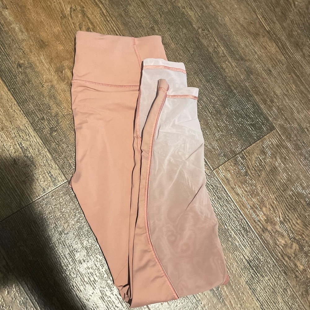 VICTORIA SECRET SPORT LEGGINGS SIZE SMALL